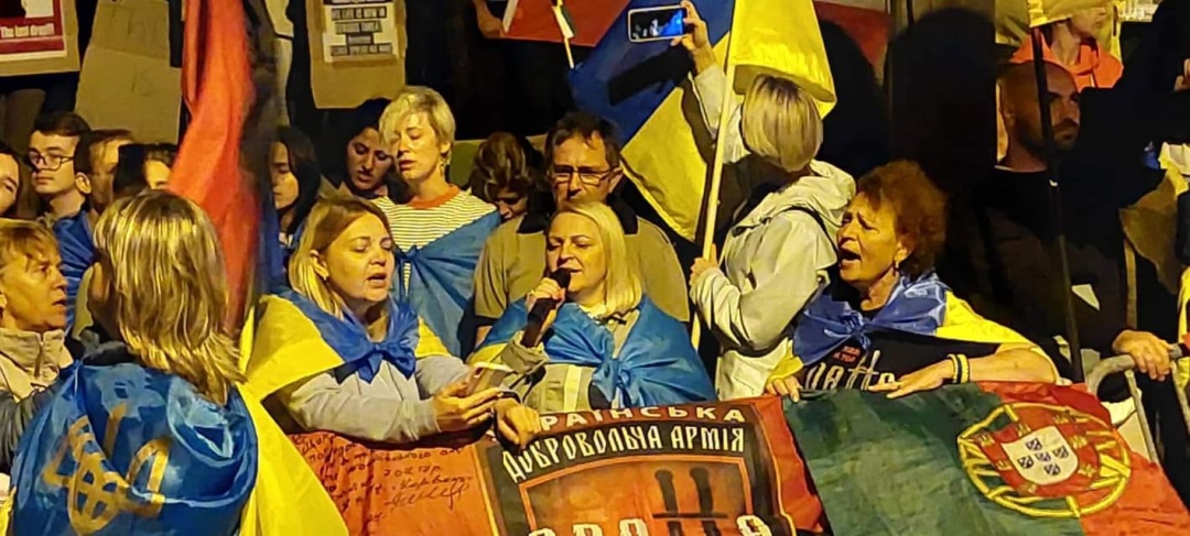 Ukrainians in Poland and Portugal picketed Iranian embassies