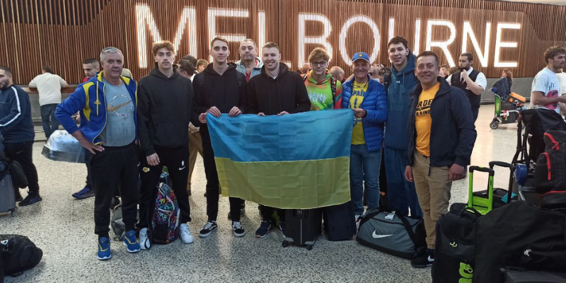 The Ukrainian-Australian community takes care of the Ukrainian team at the world swimming championships