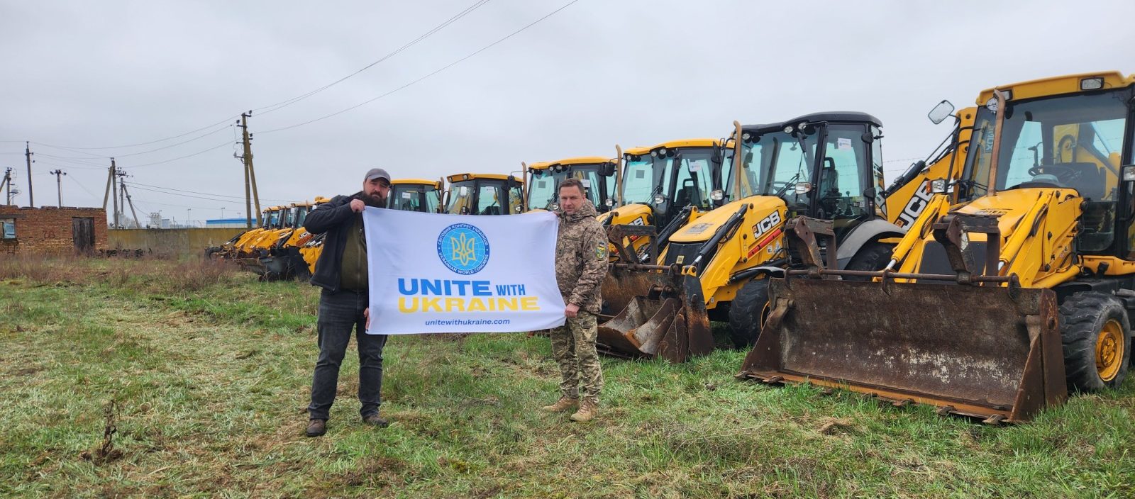 Ukrainian World Congress Delivers 15 Excavators to Territorial Defense Forces of Ukraine