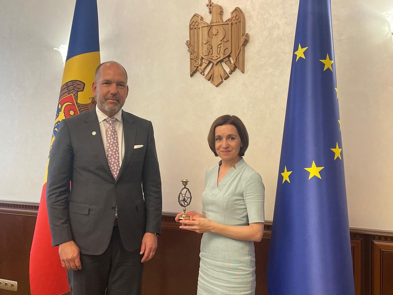 Президент СКУ зустрівся з президенткою Молдови