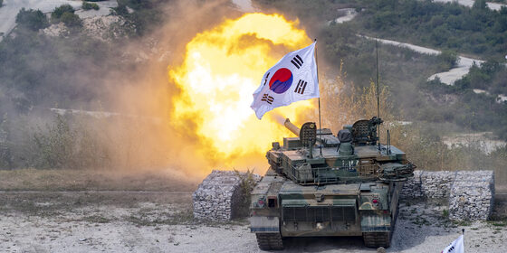 Seoul considers supplying weapons to Ukraine in radical shift; Putin issues threat