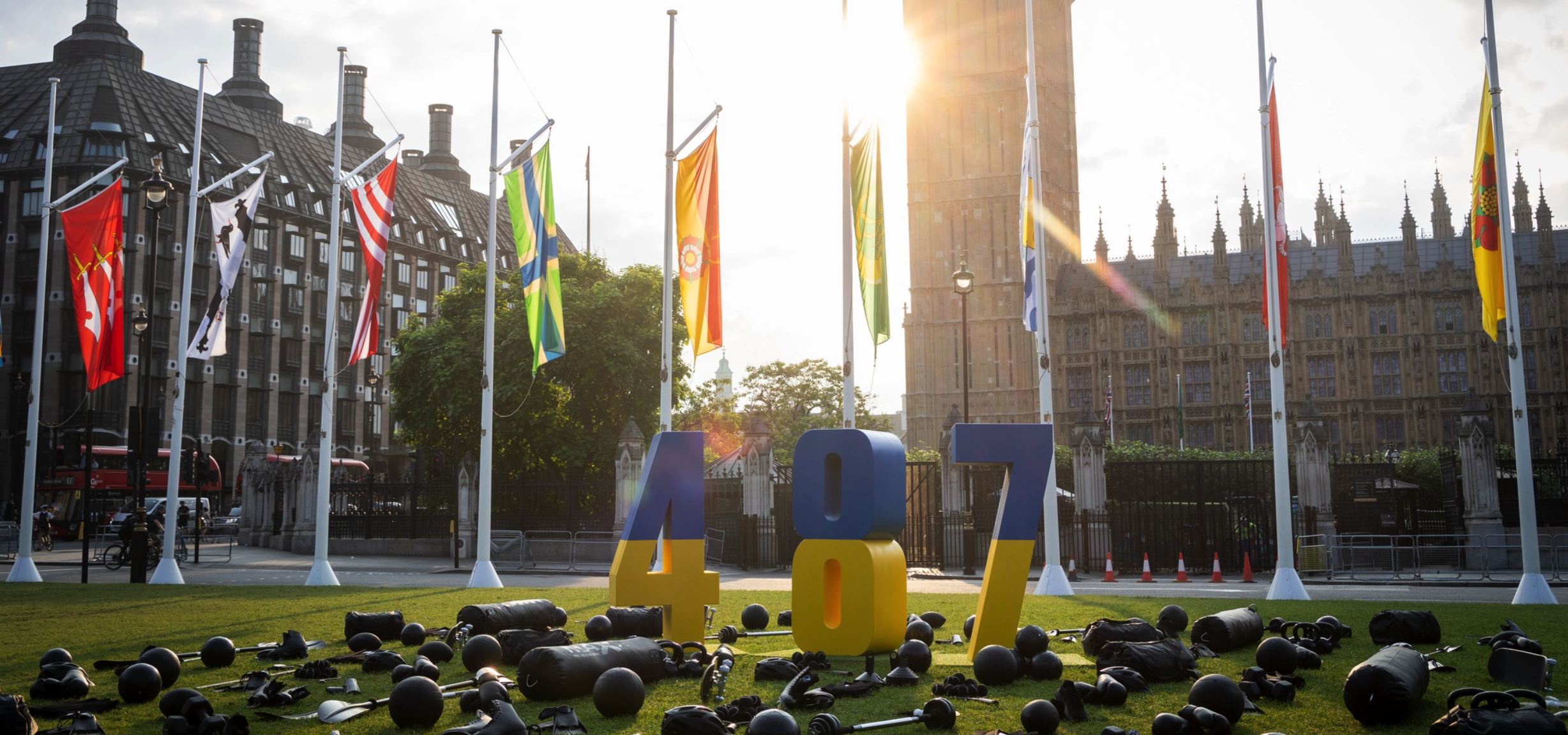 СУБ вшанував загиблих атлетів: у Лондоні відкрили промовисту інсталяцію