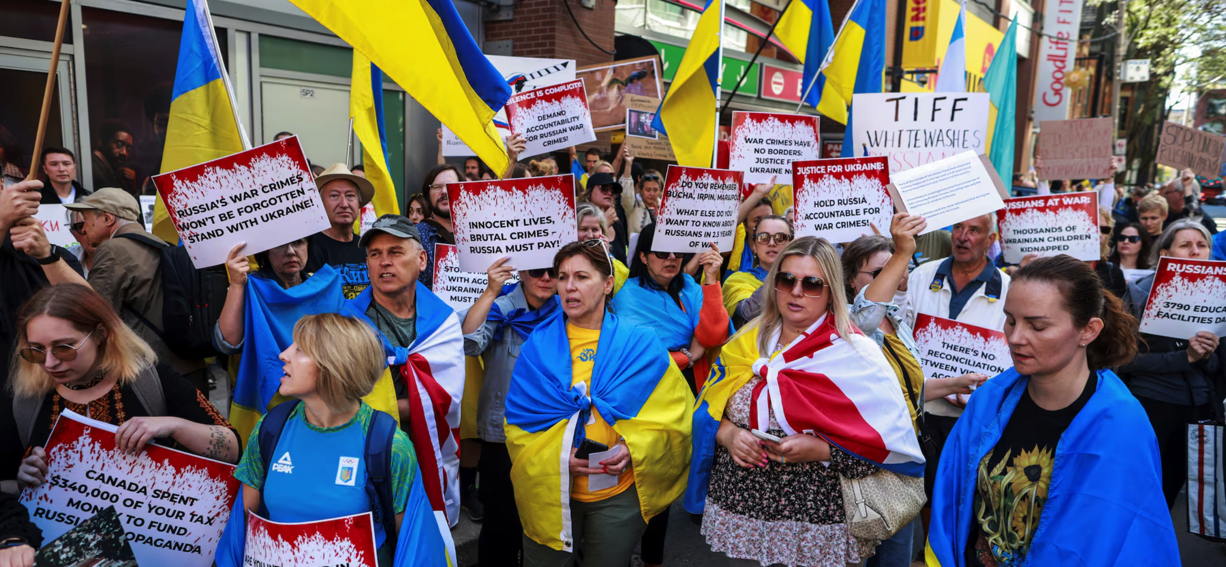 Ukrainians protest “Russians at War” screening in Toronto: initial outcomes