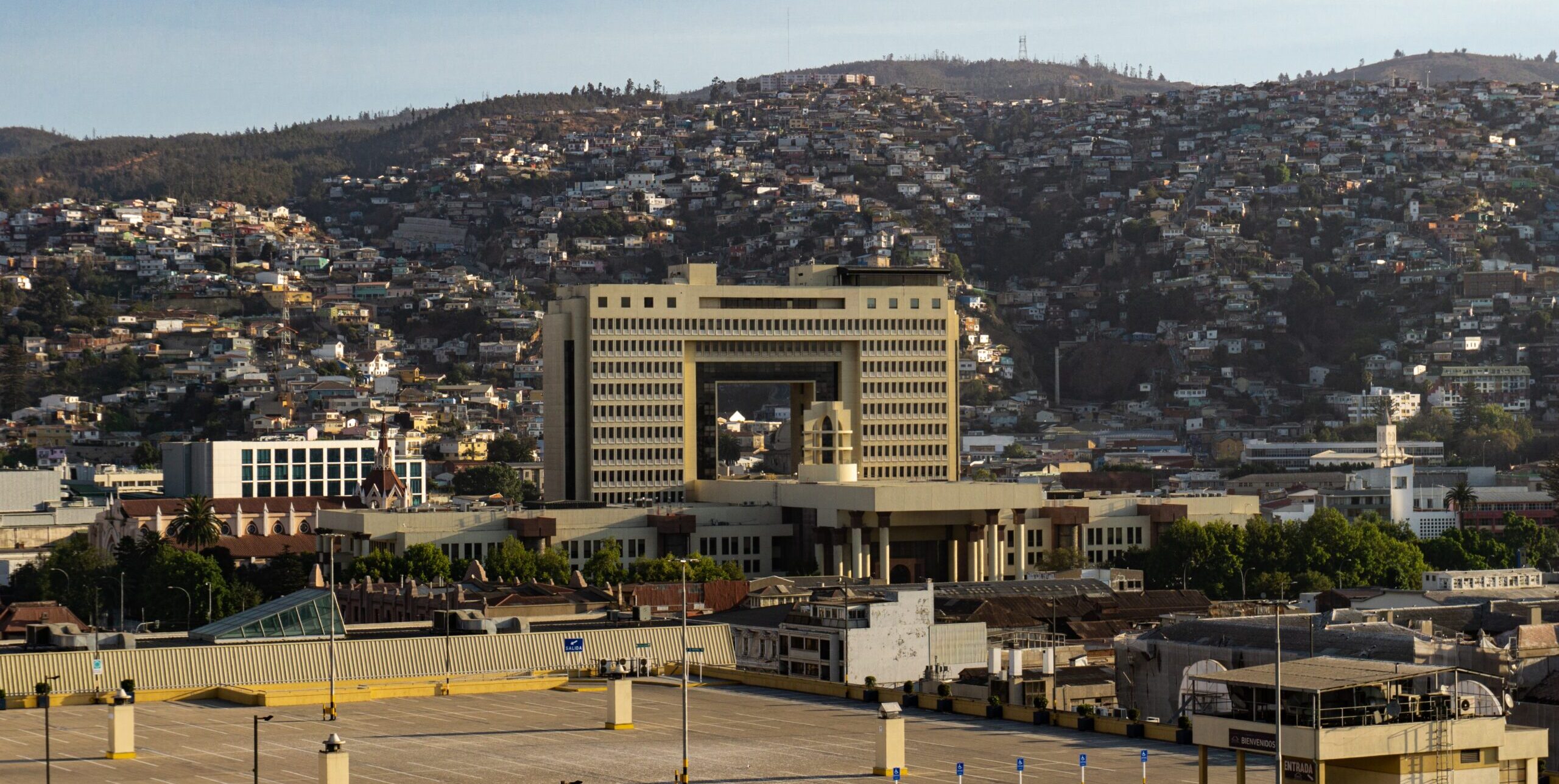 Chilean parliament adopts resolution supporting Ukraine