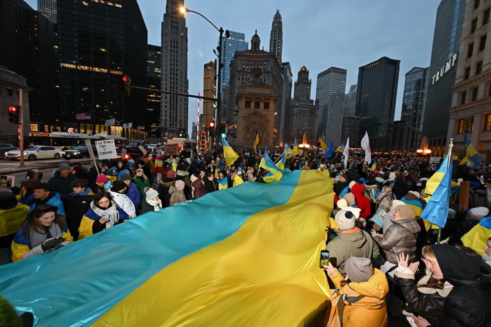 Chicagoans mark 3 years since Russia’s invasion of Ukraine