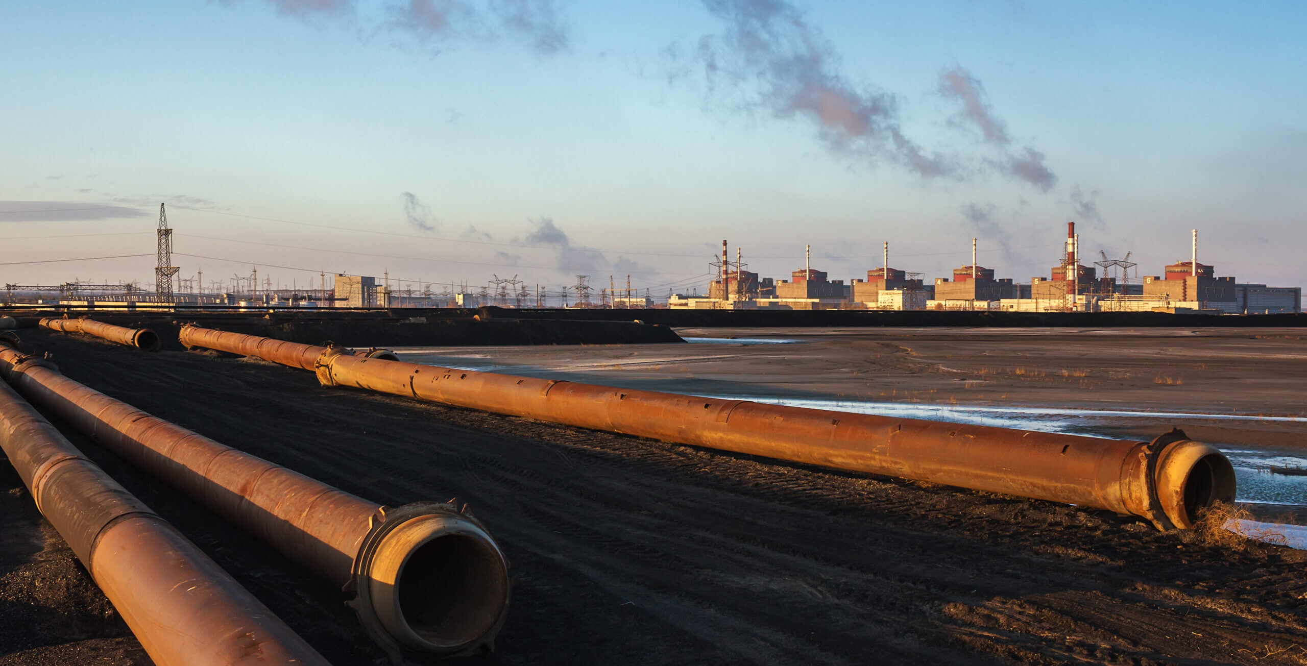 Russia threatens to restart occupied Zaporizhzhia nuclear power plant, posing risk to Europe